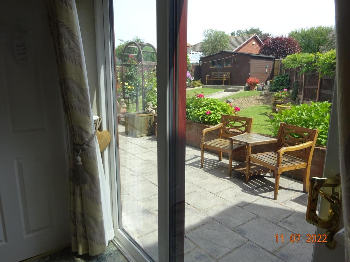 Sterling Bed&Breakfast Llandudno Exterior foto