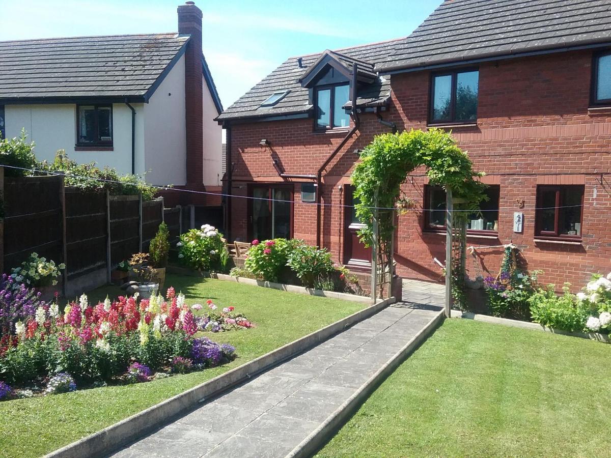 Sterling Bed&Breakfast Llandudno Exterior foto